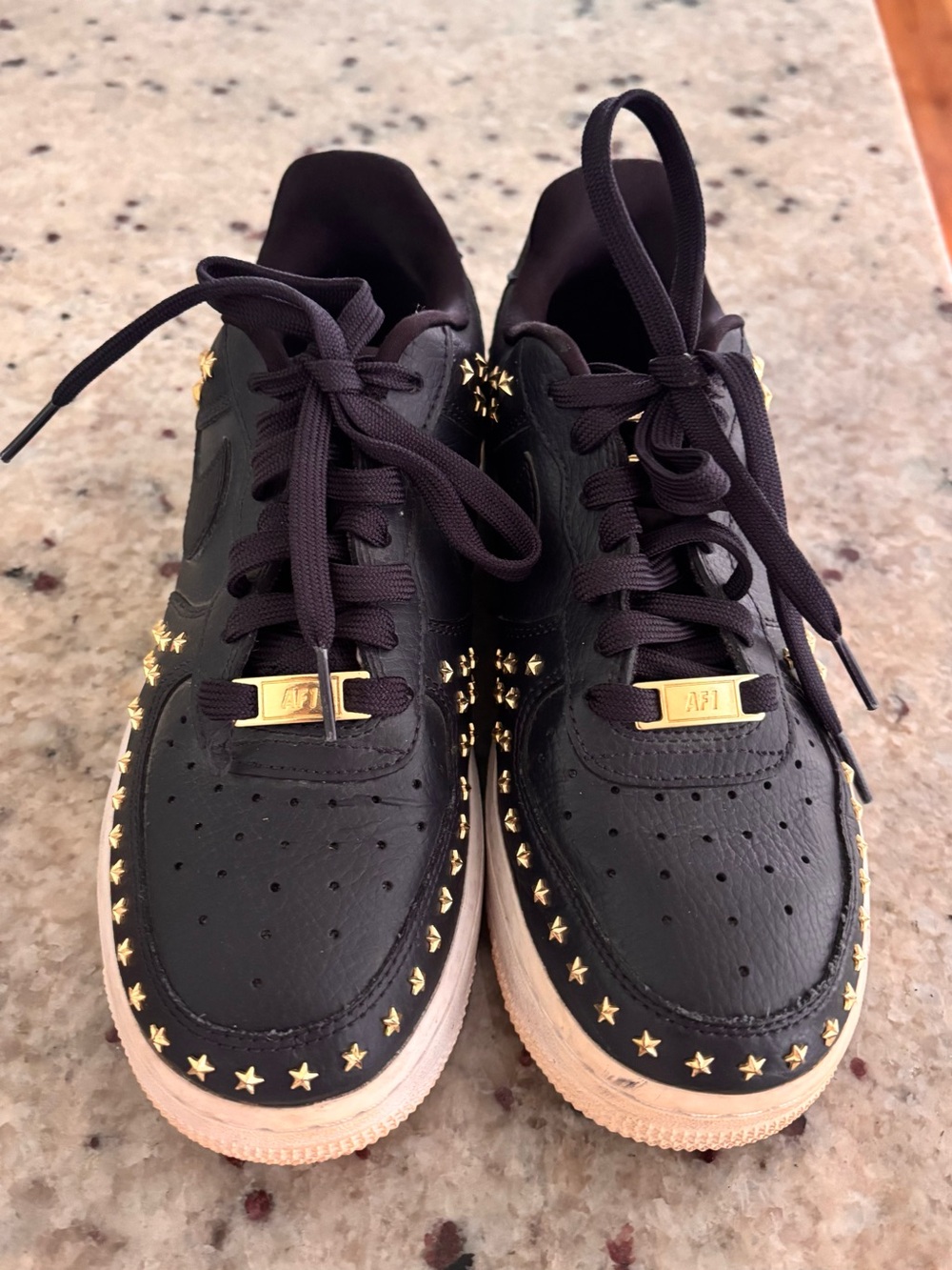 Nike Air Force 1 ’07 XX Star Studded Black Gold AR0639-001 Size 6.5